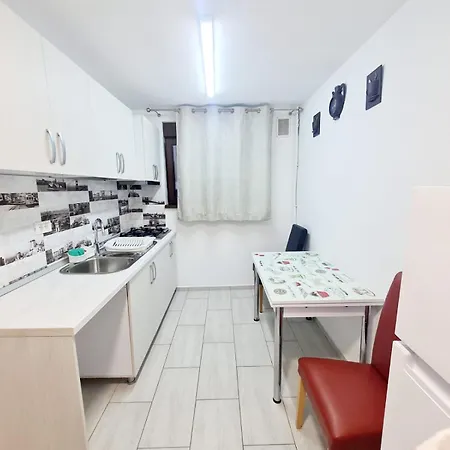 Bogdan Apartment *
